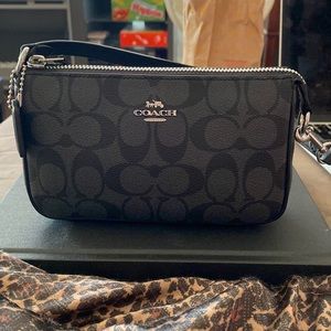 Coach Nolita 19 Black